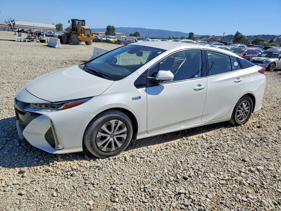 Продаж на аукціоні авто 2020 Toyota Prius Prime, vin: JTDKARFP1L3149681, номер лоту: 56368186