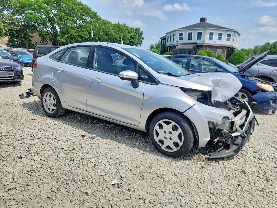 Продажа на аукционе авто 2013 Ford Fiesta, vin: 3FADP4BJ2DM217987, номер лота: 57158436