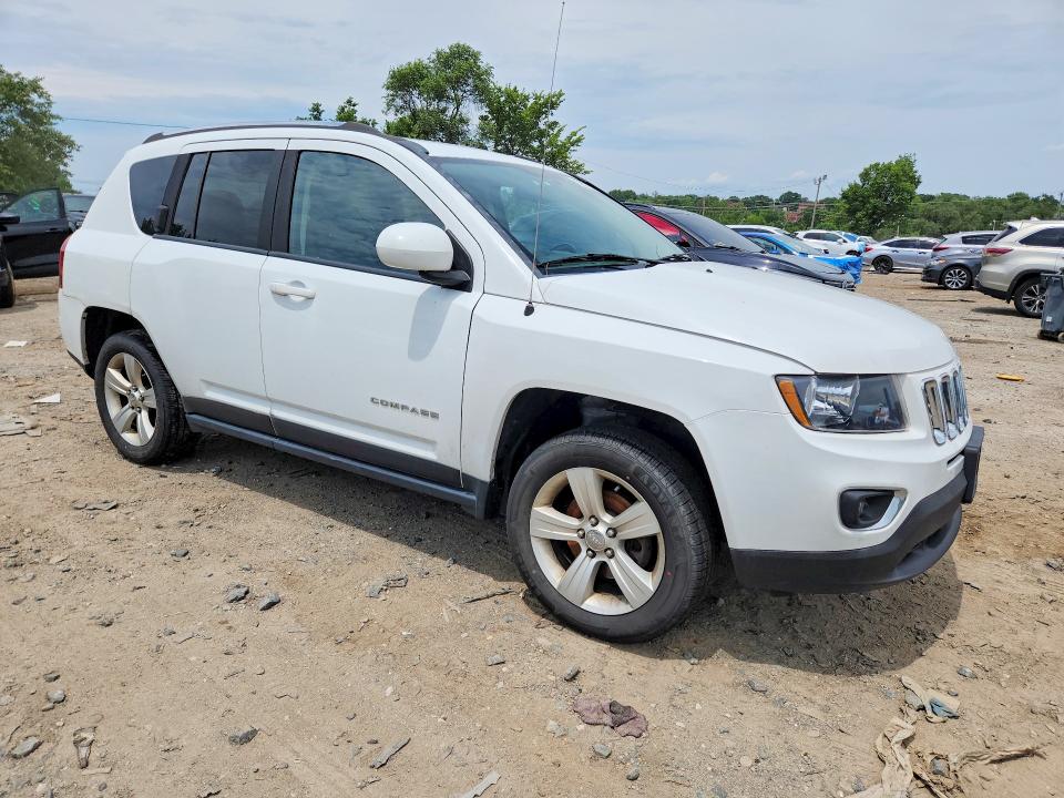 59012096 :رقم المزاد ، 1C4NJDEB3FD396334 vin ، 2015 Jeep Compass مزاد بيع