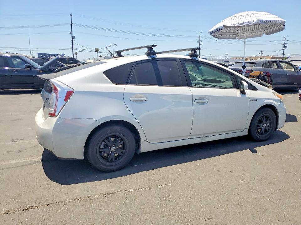 53053316 :رقم المزاد ، JTDKN3DU6D0355186 vin ، 2013 Toyota Prius مزاد بيع