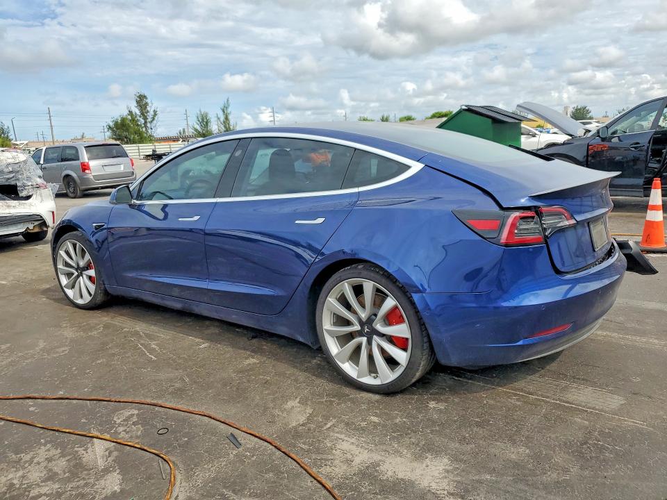 Продаж на аукціоні авто 2019 Tesla Model 3, vin: 5YJ3E1EB8KF237774, номер лоту: 56718356