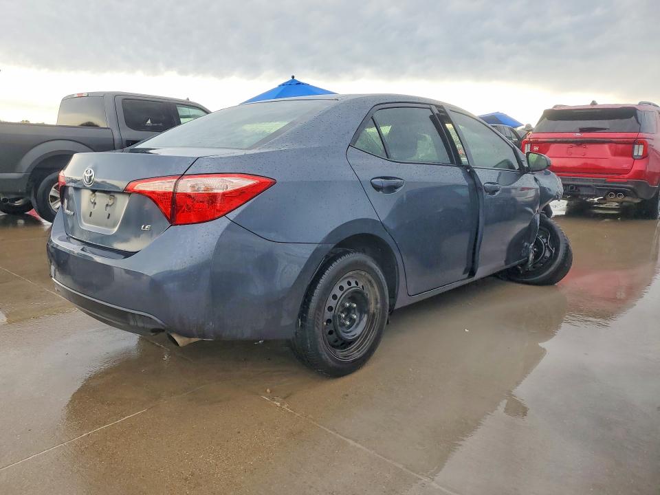 Aukcja sprzedaży 2018 Toyota Corolla, vin: 5YFBURHE0JP800547, numer aukcji: 58103316