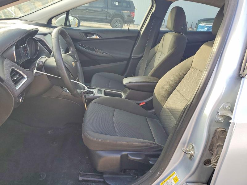 56238916 :رقم المزاد ، 1G1BC5SM8J7155667 vin ، 2018 Chevrolet Cruze مزاد بيع