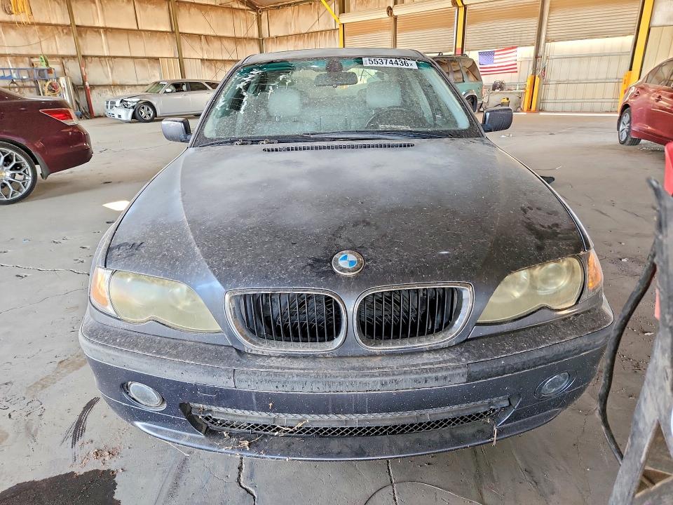 55374436 :رقم المزاد ، WBAEV53402KM17707 vin ، 2002 Bmw 330 مزاد بيع
