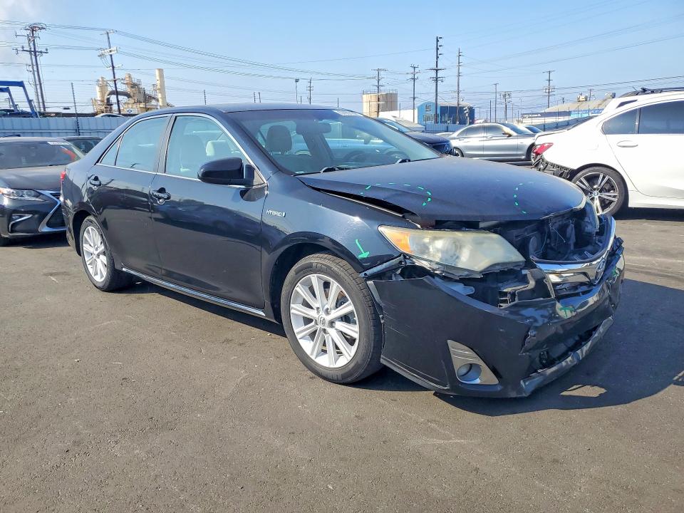 57951136 :رقم المزاد ، 4T1BD1FK6EU138441 vin ، 2014 Toyota Camry Hybrid مزاد بيع