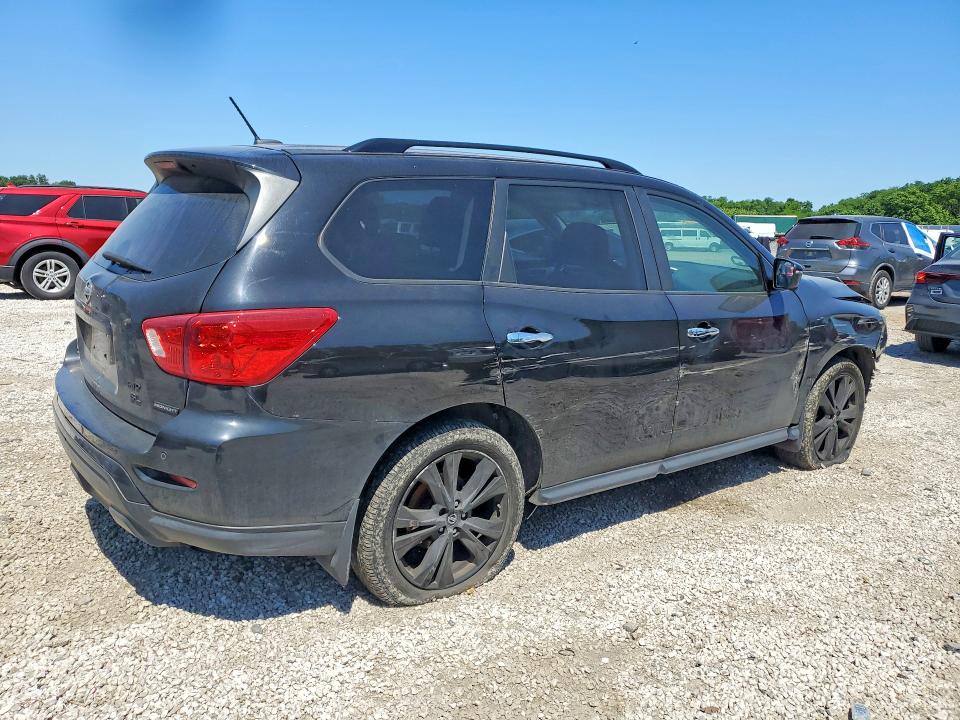 Продаж на аукціоні авто 2018 Nissan Pathfinder, vin: 5N1DR2MM3JC675059, номер лоту: 55400836