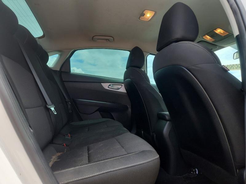 56826096 :رقم المزاد ، 3KPF24AD2NE487987 vin ، 2022 Kia Forte مزاد بيع