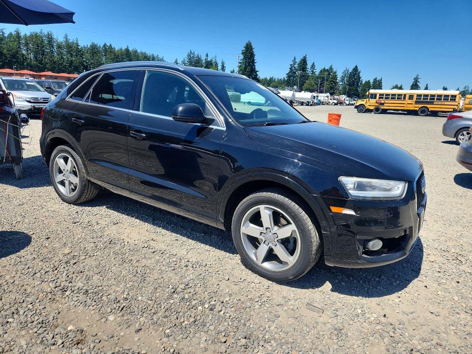 Продажа на аукционе авто 2015 Audi Q3, vin: WA1EFCFSXFR011956, номер лота: 54823626