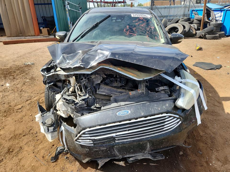 57533546 :رقم المزاد ، 1FADP3N20FL279326 vin ، 2015 Ford Focus مزاد بيع
