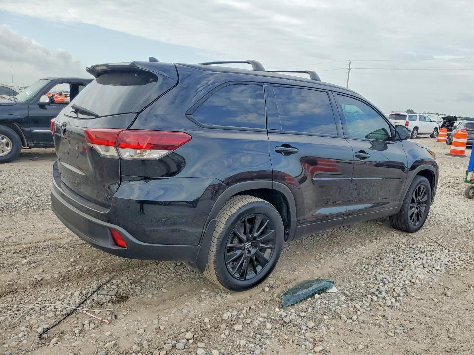 2019 Toyota Highlander მანქანა იყიდება აუქციონზე, vin: 5TDKZRFH4KS313150, აუქციონის ნომერი: 58522076