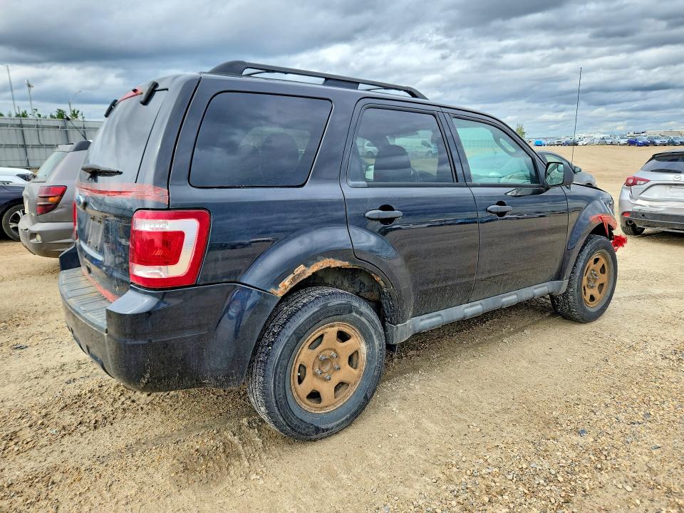 57207426 :رقم المزاد ، 1FMCU0D73BKA58387 vin ، 2011 Ford Escape مزاد بيع