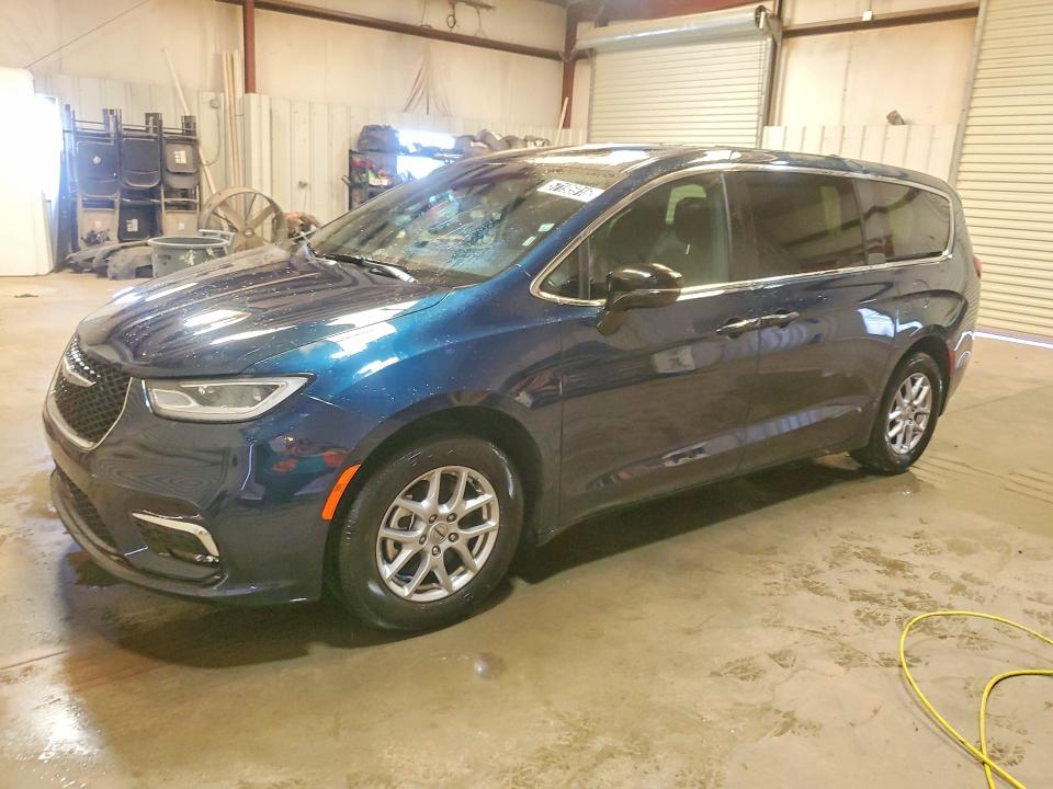 Auction sale of the 2025 Chrysler Pacifica, vin: 2C4RC1BGXSR569655, lot number: 57195916