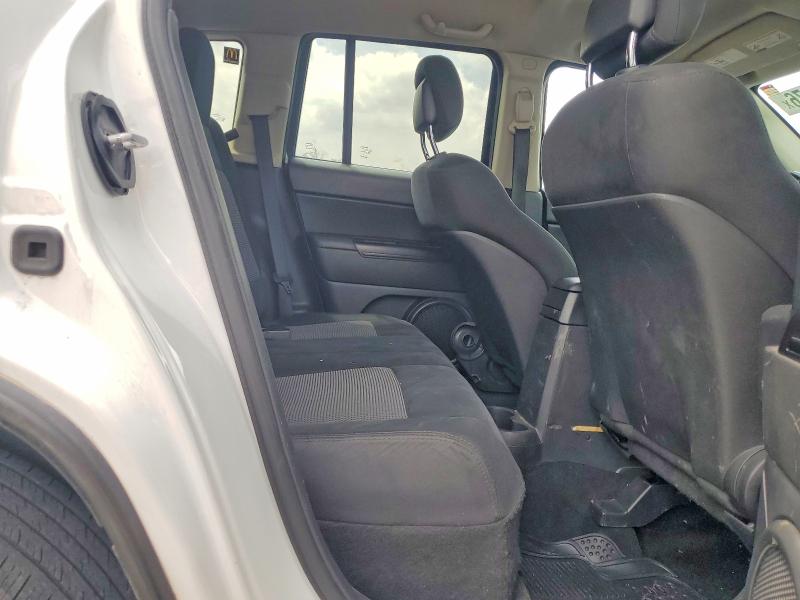 57110876 :رقم المزاد ، 1C4NJDBB6DD167972 vin ، 2013 Jeep Compass مزاد بيع