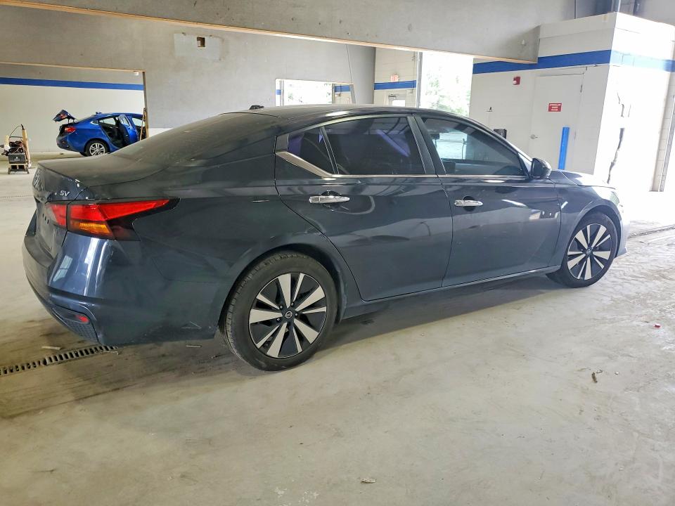 2021 Nissan Altima მანქანა იყიდება აუქციონზე, vin: 1N4BL4DV4MN362912, აუქციონის ნომერი: 56455406