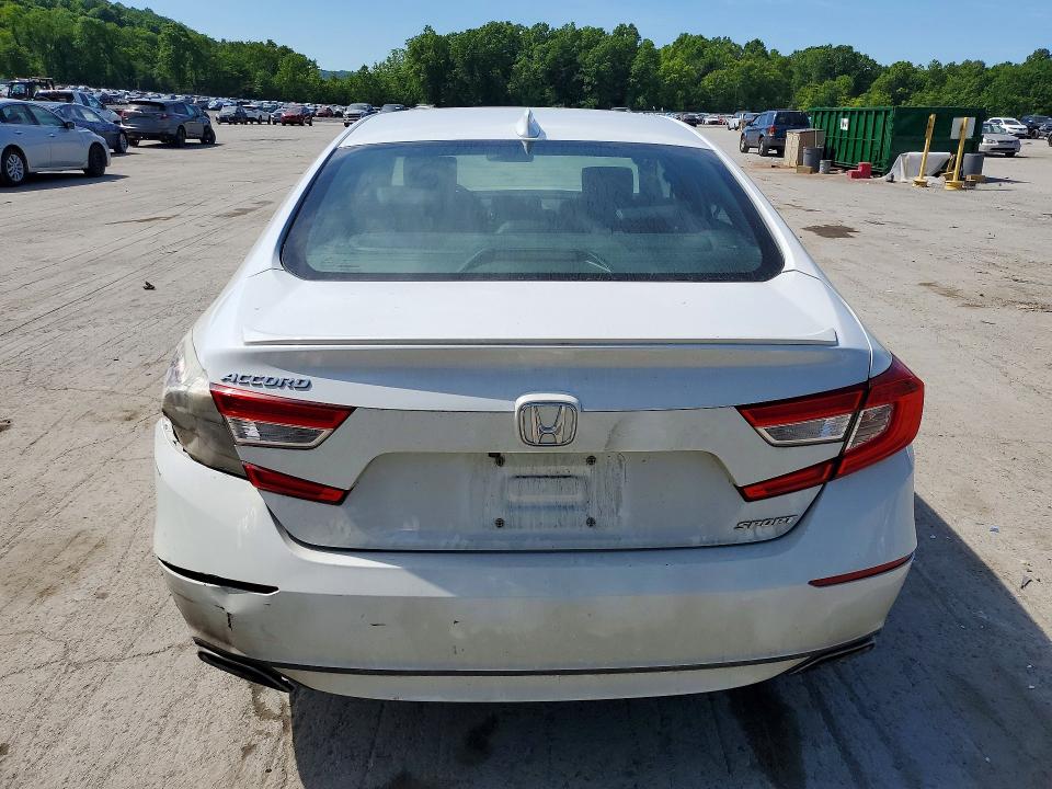 2018 Honda Accord მანქანა იყიდება აუქციონზე, vin: 1HGCV1F37JA260589, აუქციონის ნომერი: 55841076