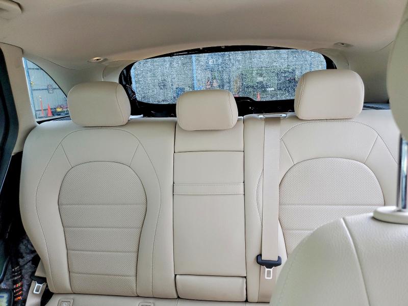 54679016 :رقم المزاد ، W1N0G5DB8LF800995 vin ، 2020 Mercedes-benz Glc مزاد بيع