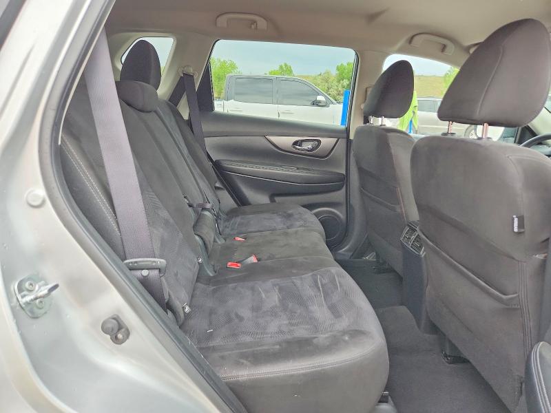 2015 Nissan Rogue მანქანა იყიდება აუქციონზე, vin: KNMAT2MV9FP555428, აუქციონის ნომერი: 56125066