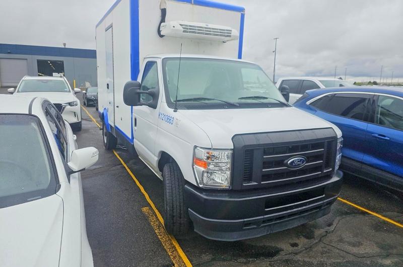 57082506 :رقم المزاد ، 1FDWE3FN0RDD00655 vin ، 2024 Ford Econoline مزاد بيع