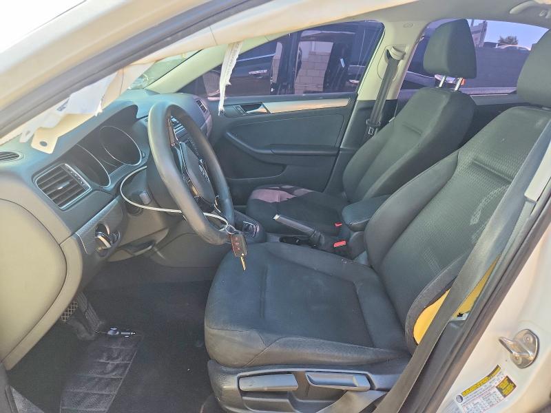 2015 Volkswagen Jetta მანქანა იყიდება აუქციონზე, vin: 3VWD17AJ5FM332775, აუქციონის ნომერი: 56632356