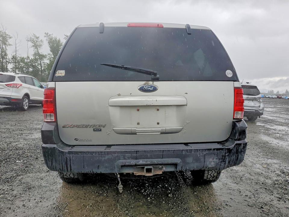 Продаж на аукціоні авто 2005 Ford Expedition, vin: 1FMPU165X5LA41619, номер лоту: 56532826