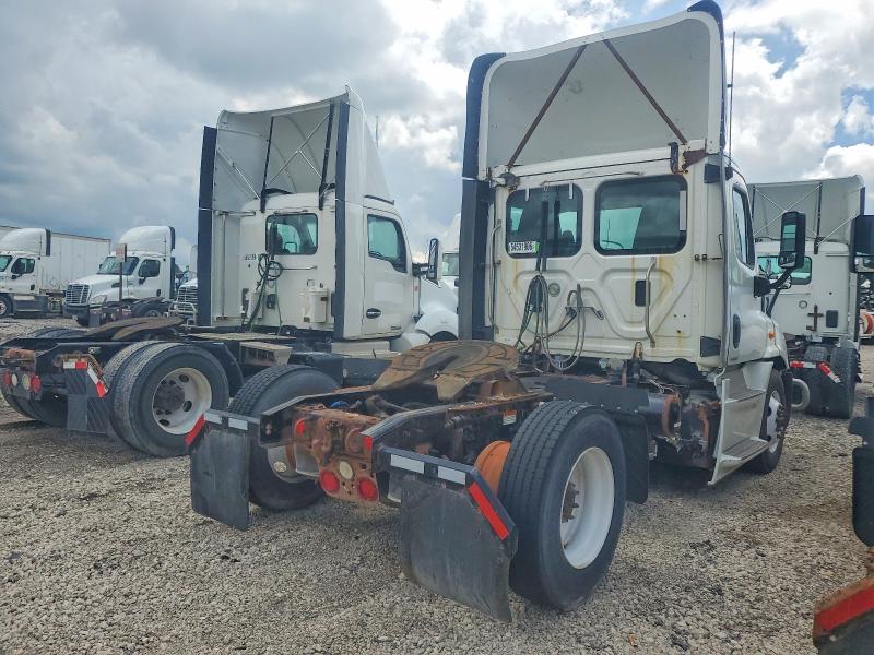 Aukcja sprzedaży 2015 Freightliner Cascadia, vin: 3AKBGADV3FSGU9427, numer aukcji: 54531906