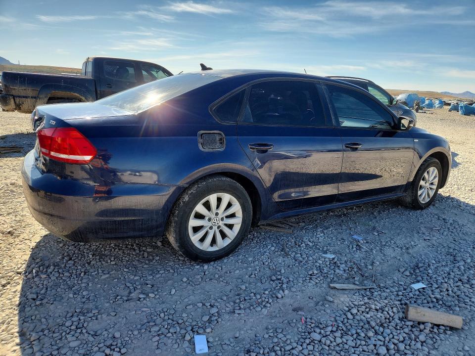 56967556 :رقم المزاد ، 1VWAT7A38EC075402 vin ، 2014 Volkswagen Passat مزاد بيع