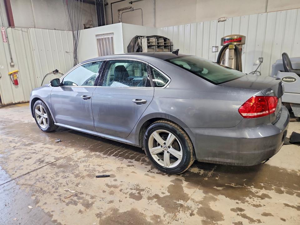 58389186 :رقم المزاد ، 1VWAT7A31FC111030 vin ، 2015 Volkswagen Passat مزاد بيع