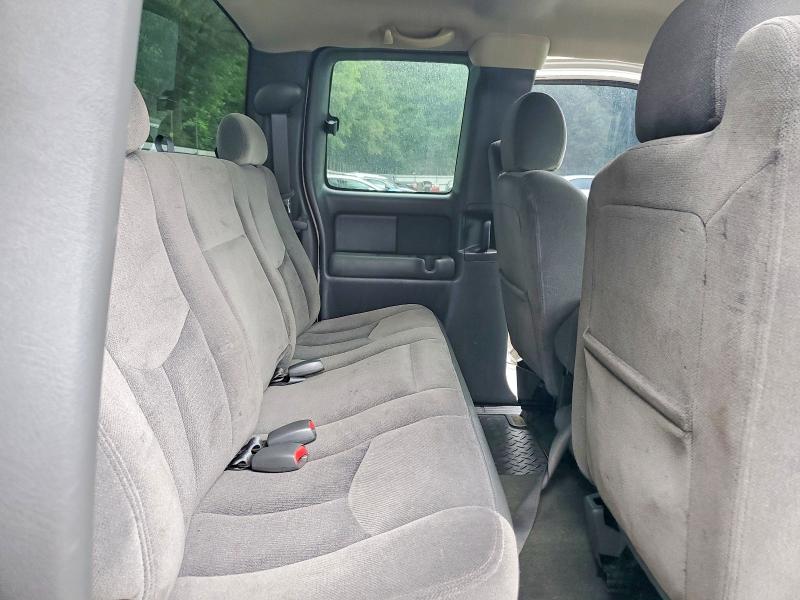 Продажа на аукционе авто 2004 Gmc New Sierra, vin: 2GTEC19T441268852, номер лота: 57541416
