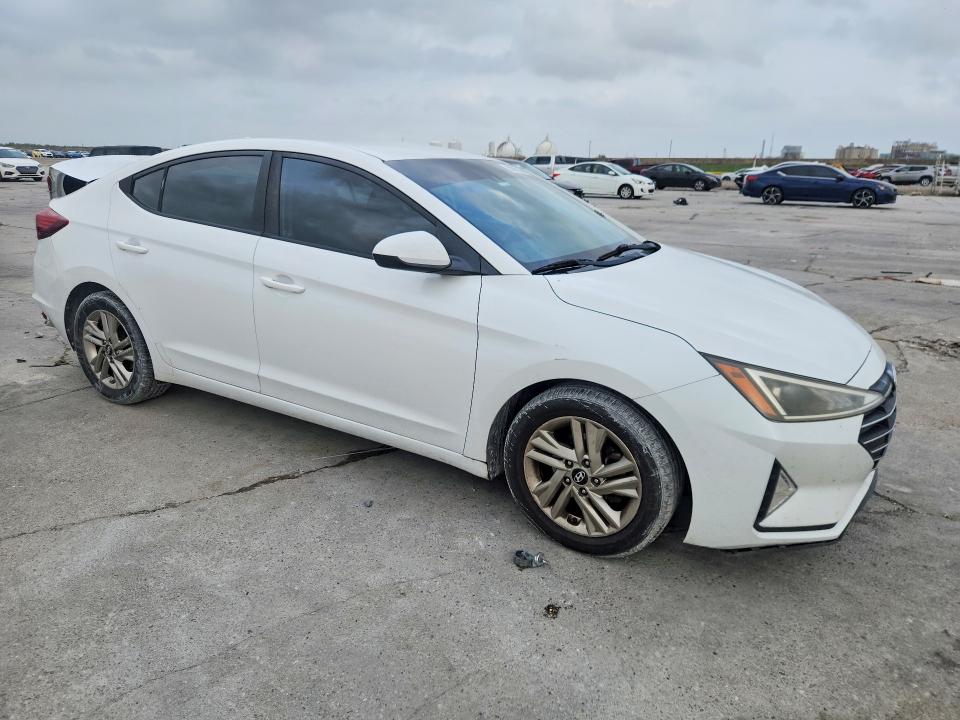 58069266 :رقم المزاد ، 5NPD84LF1KH419496 vin ، 2019 Hyundai Elantra مزاد بيع