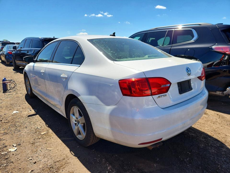 57927976 :رقم المزاد ، 3VWLL7AJ5DM381400 vin ، 2013 Volkswagen Jetta مزاد بيع