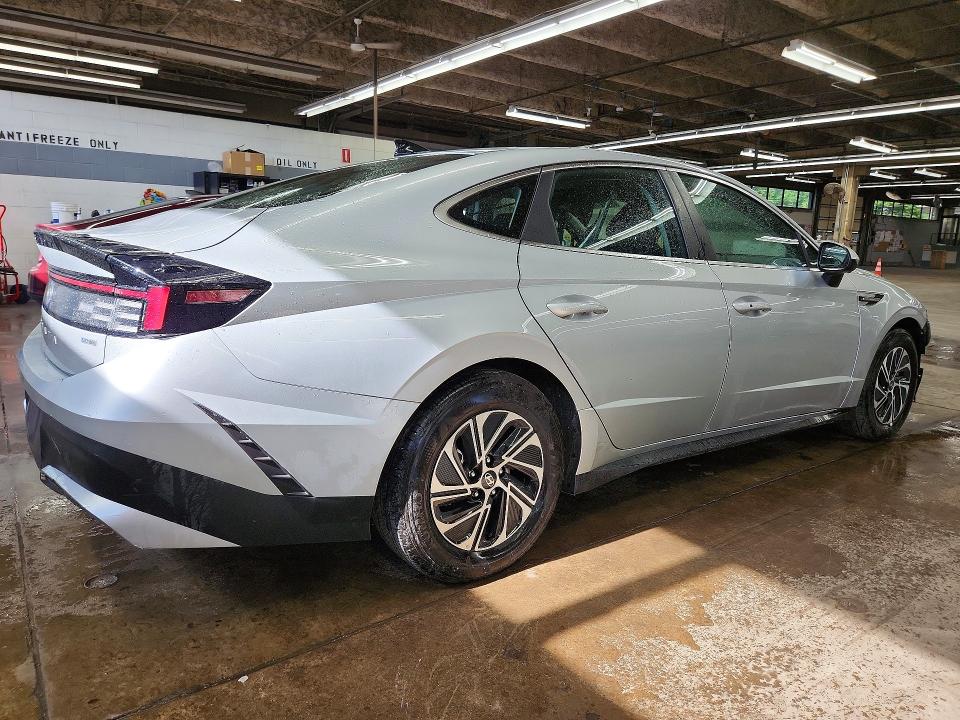 Продажа на аукционе авто 2026 Hyundai Sonata Hybrid, vin: KMHL24JJ7TA148498, номер лота: 56796536