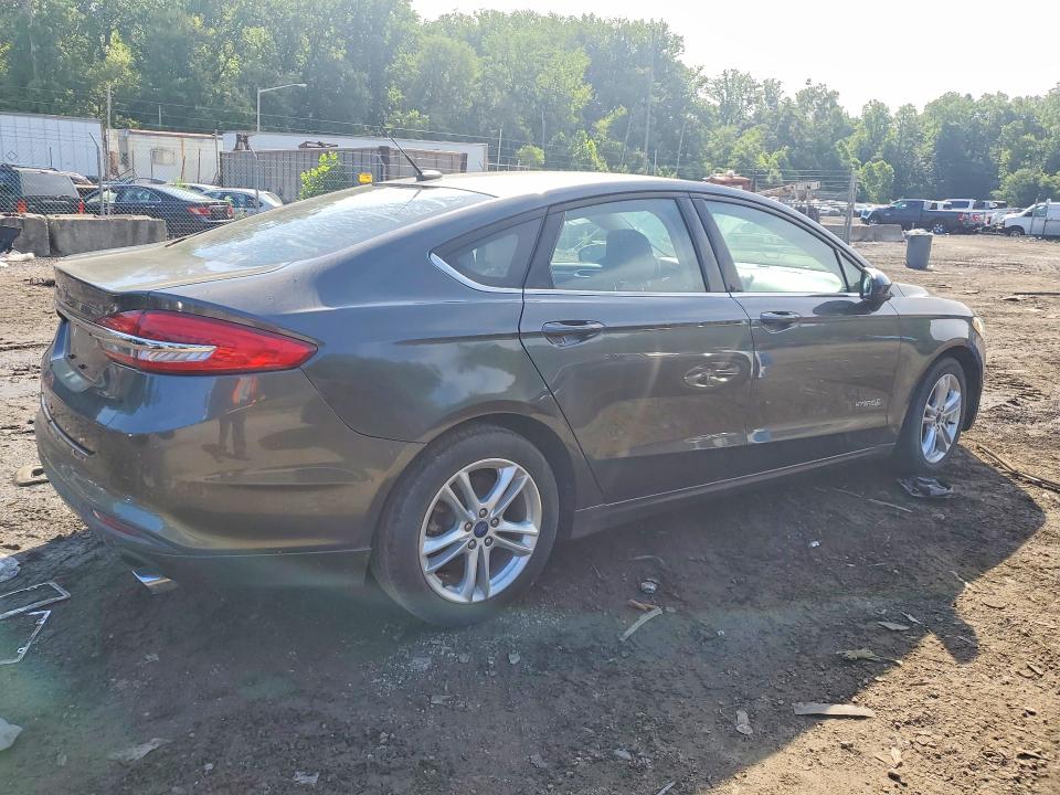 2018 Ford Fusion მანქანა იყიდება აუქციონზე, vin: 3FA6P0UU9JR122883, აუქციონის ნომერი: 58969516