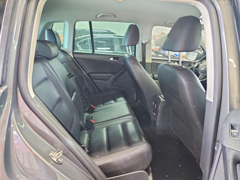 56079116 :رقم المزاد ، WVGBV3AX4EW591814 vin ، 2014 Volkswagen Tiguan مزاد بيع