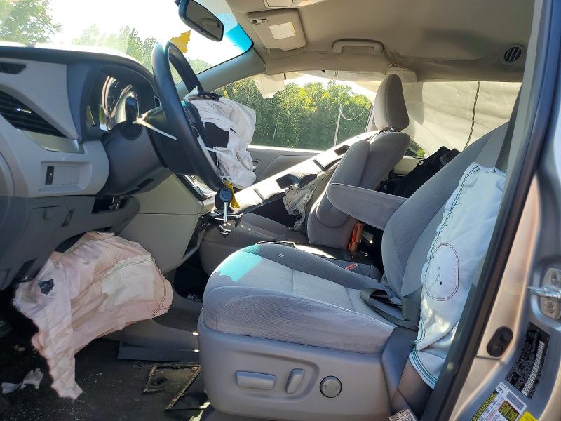 56827866 :رقم المزاد ، 5TDJK3DCXGS137071 vin ، 2016 Toyota Sienna مزاد بيع
