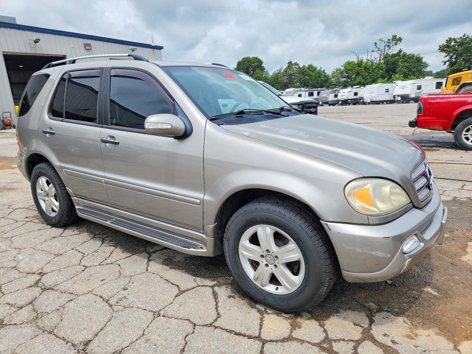 2005 Mercedes-benz Ml მანქანა იყიდება აუქციონზე, vin: 4JGAB57E35A531686, აუქციონის ნომერი: 58789826