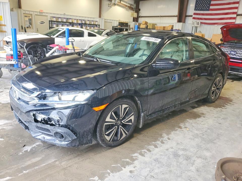 58831786 :رقم المزاد ، 19XFC1F76HE026519 vin ، 2017 Honda Civic مزاد بيع