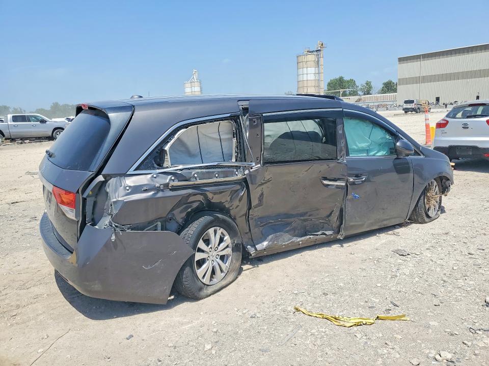 85982585 :رقم المزاد ، 5FNRL5H67FB020647 vin ، 2015 Honda Odyssey مزاد بيع