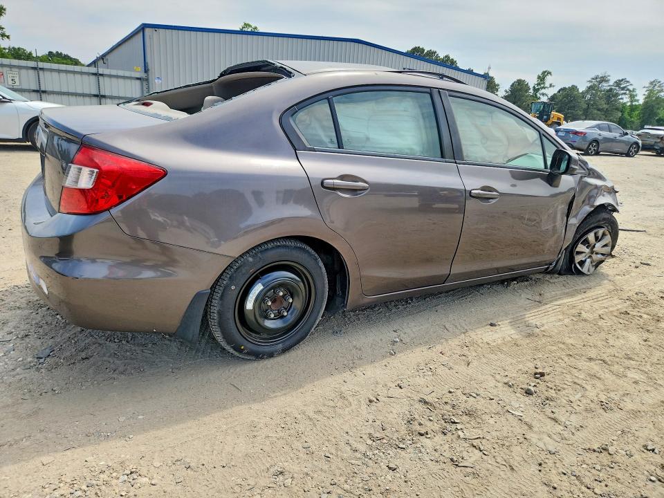 56698166 :رقم المزاد ، 19XFB2F57CE080346 vin ، 2012 Honda Civic مزاد بيع
