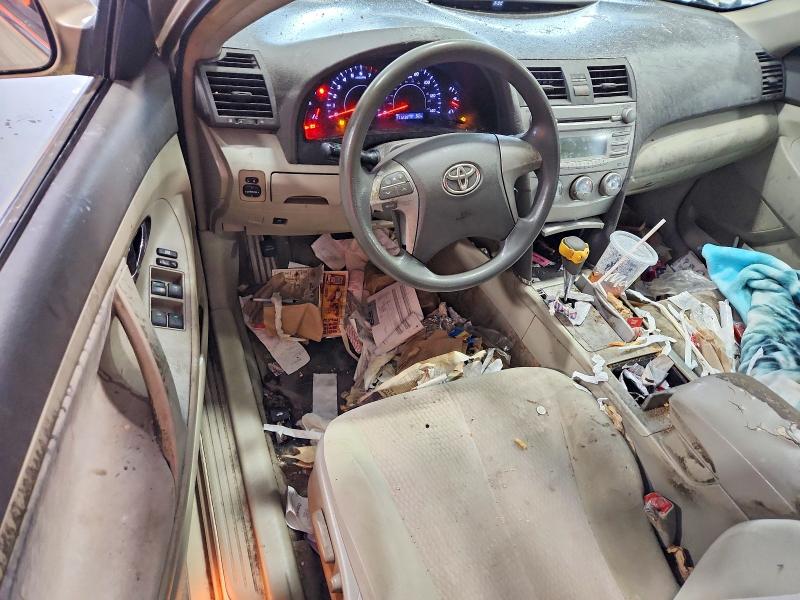 2010 Toyota Camry მანქანა იყიდება აუქციონზე, vin: 4T4BF3EK2AR015842, აუქციონის ნომერი: 58020136