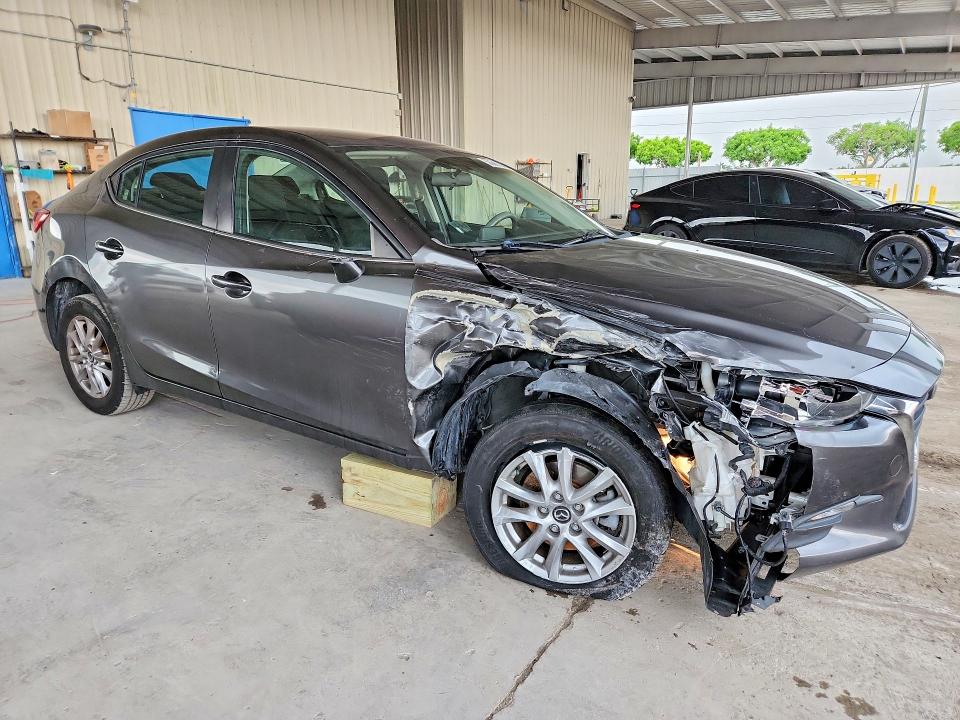 Aukcja sprzedaży 2017 Mazda 3, vin: 3MZBN1U78HM155182, numer aukcji: 55987386