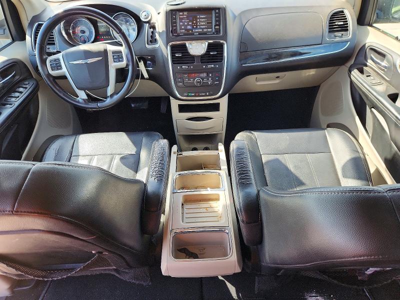 74513755 :رقم المزاد ، 2C4RC1BG1GR142078 vin ، 2016 Chrysler Town & Country مزاد بيع