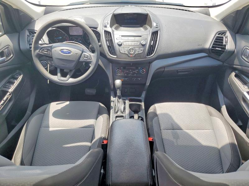 2017 Ford Escape მანქანა იყიდება აუქციონზე, vin: 1FMCU0GD8HUC97724, აუქციონის ნომერი: 56349556