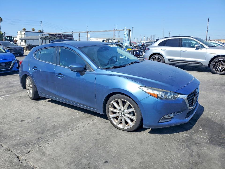 58008526 :رقم المزاد ، JM1BN1L7XH1126459 vin ، 2017 Mazda 3 مزاد بيع