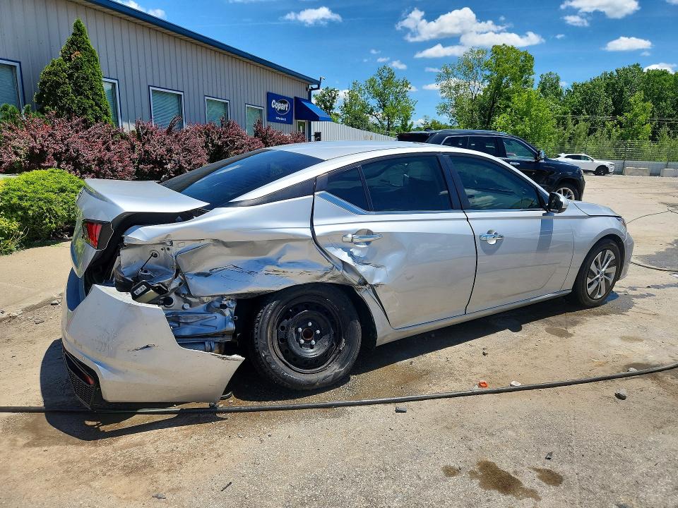 2023 Nissan Altima მანქანა იყიდება აუქციონზე, vin: 1N4BL4BV5PN374364, აუქციონის ნომერი: 57446486