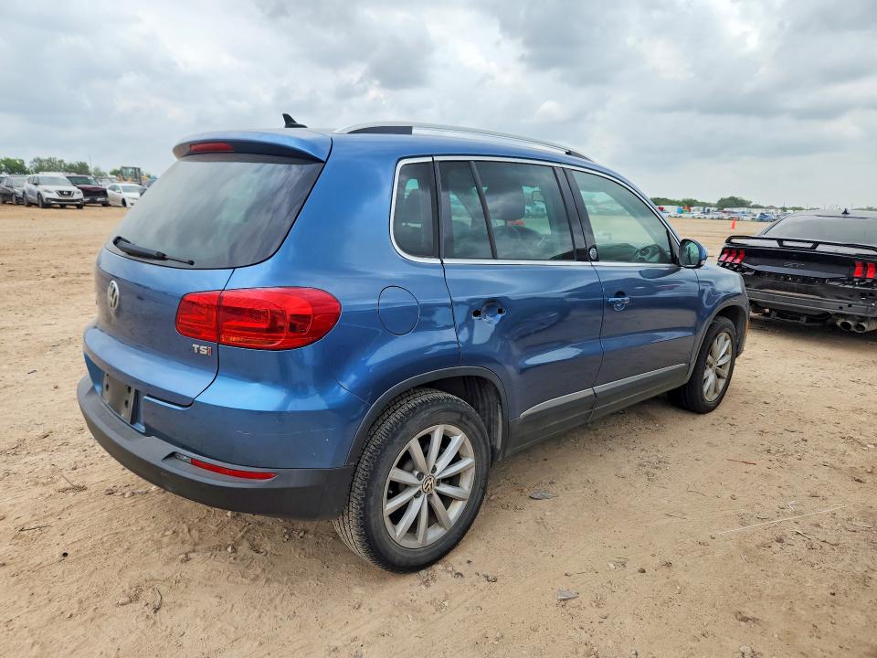 2017 Volkswagen Tiguan მანქანა იყიდება აუქციონზე, vin: WVGRV7AX1HK004485, აუქციონის ნომერი: 57408466