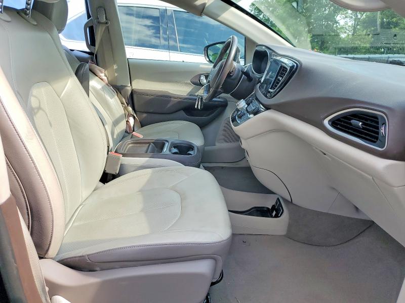 56298406 :رقم المزاد ، 2C4RC1BG7KR604040 vin ، 2019 Chrysler Pacifica مزاد بيع