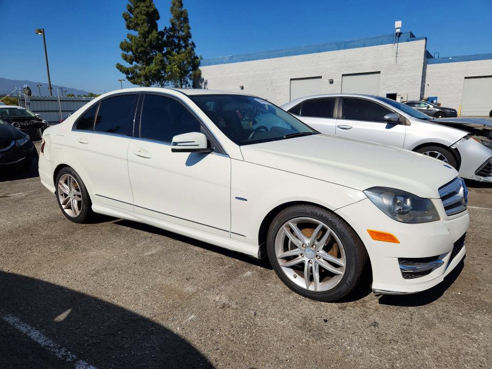 55994586 :رقم المزاد ، WDDGF4HB7CA682065 vin ، 2012 Mercedes-benz C مزاد بيع