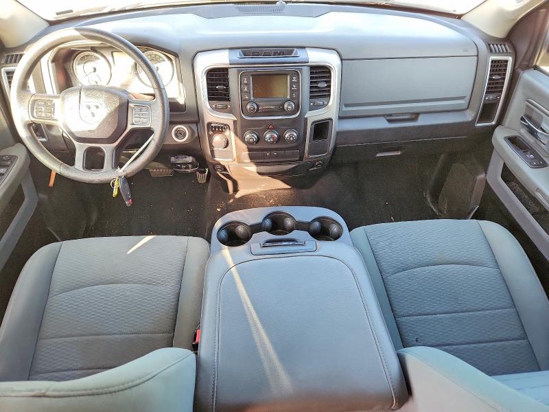 58706986 :رقم المزاد ، 1C6RR6TT3KS572071 vin ، 2019 Ram 1500 Classic مزاد بيع