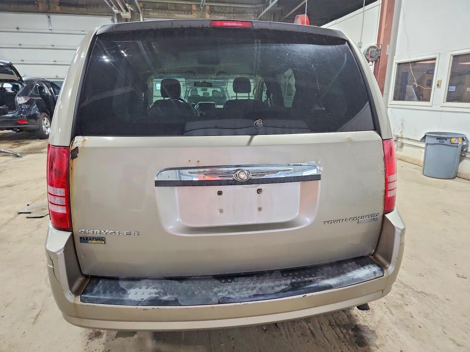 Продажа на аукционе авто 2009 Chrysler Town & Country, vin: 2A8HR44E69R656303, номер лота: 56416236