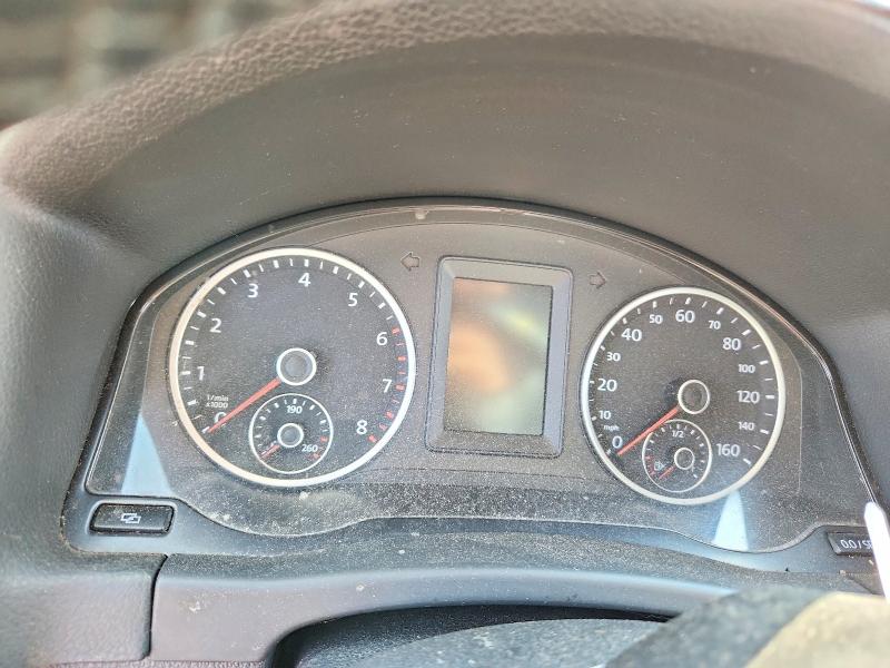 2010 Volkswagen Tiguan მანქანა იყიდება აუქციონზე, vin: WVGBV7AX1AW001912, აუქციონის ნომერი: 85460725